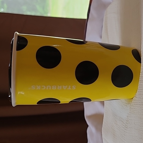 2015 STARBUCKS Yellow & Black Dot Ceramic Travel Mug - Picture 2 of 5